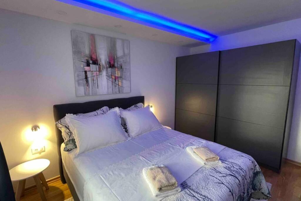 Luxury Apartman Bili พอดโกรา ภายนอก รูปภาพ